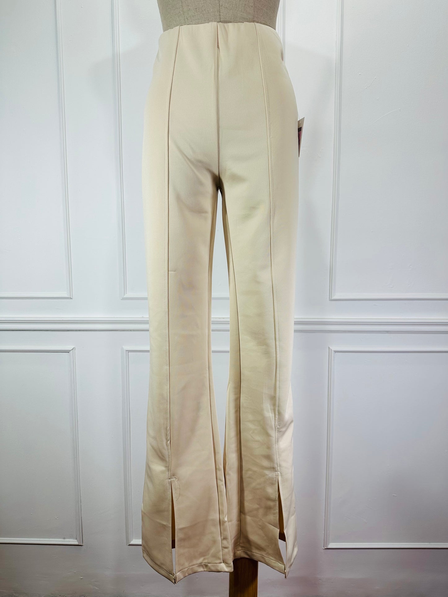 Pantalon de Vestir Acampanado con Abertura