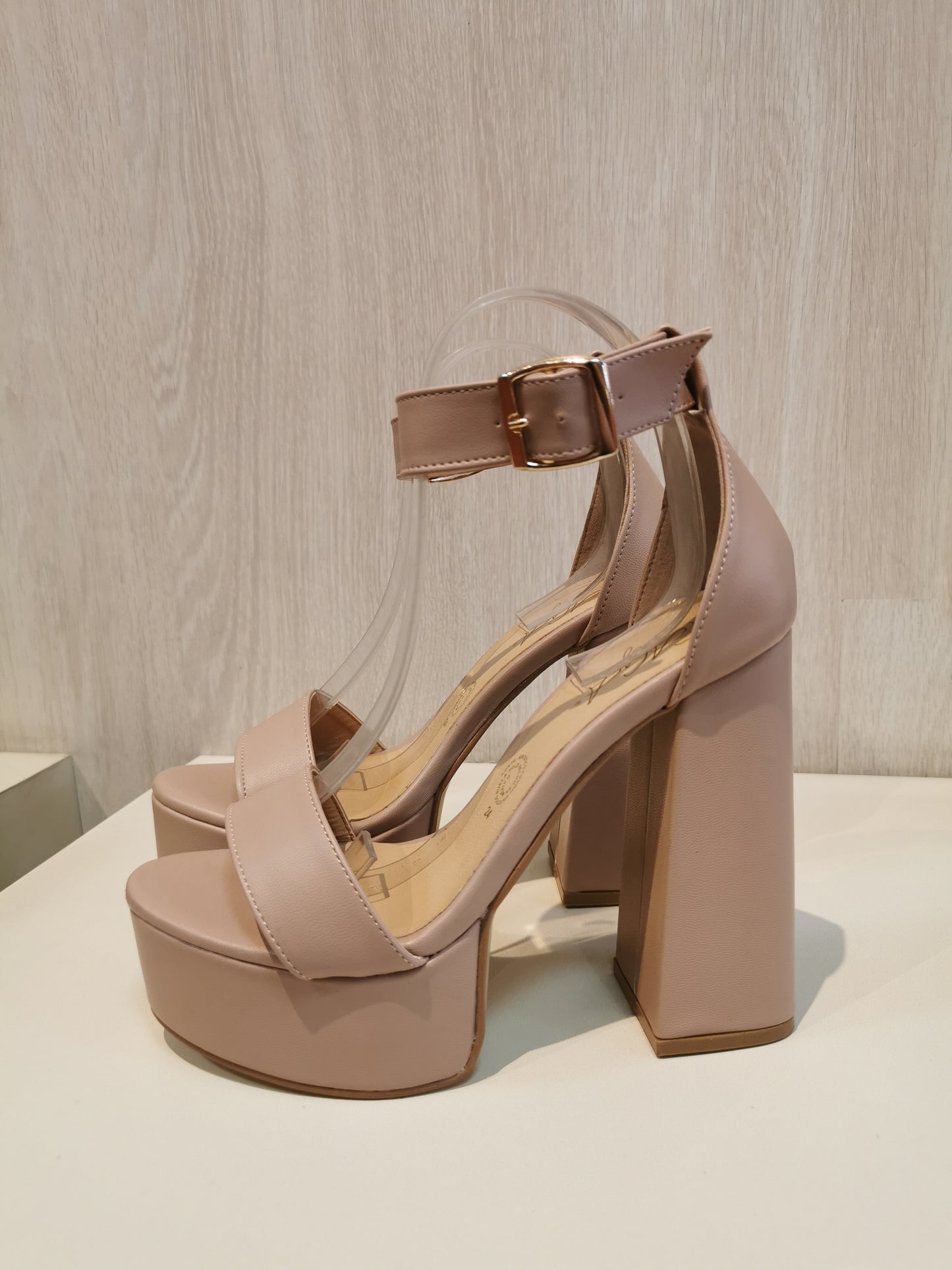 Tacon Taga M74 Kenia Maquillaje 13 CM