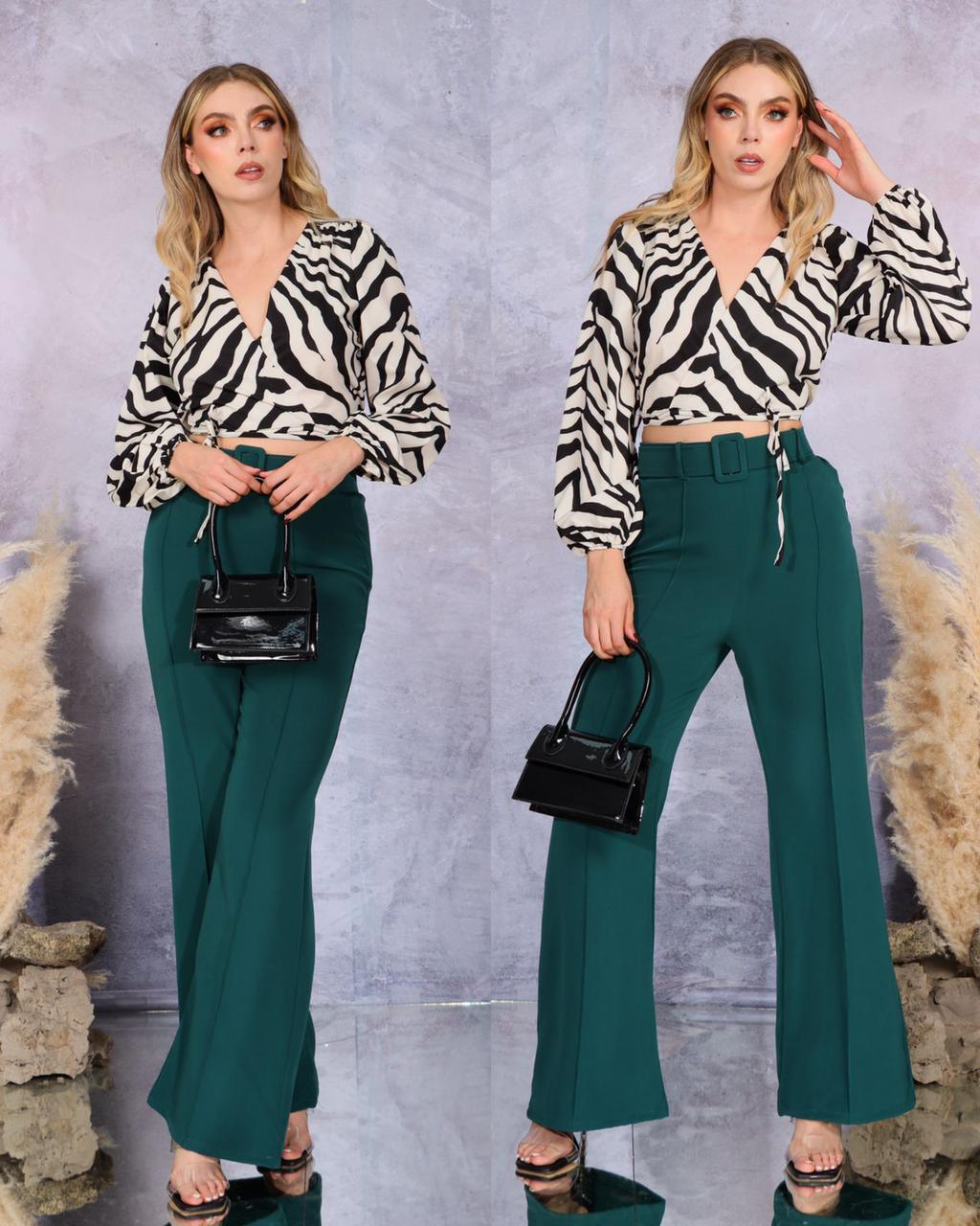 Pantalón recto con cinturón Negro – Fashion Styled